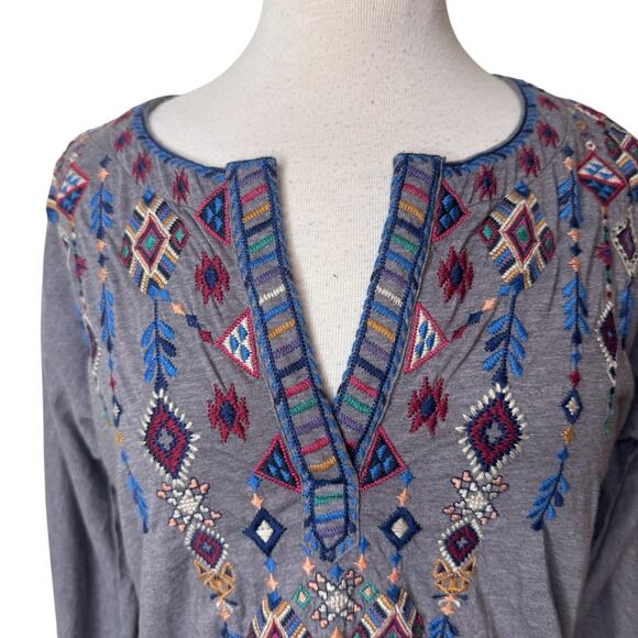 JOHNNY WAS Ruah Kit Long Split Neck Embroidered Henley Gray XS - Picture 5 of 7